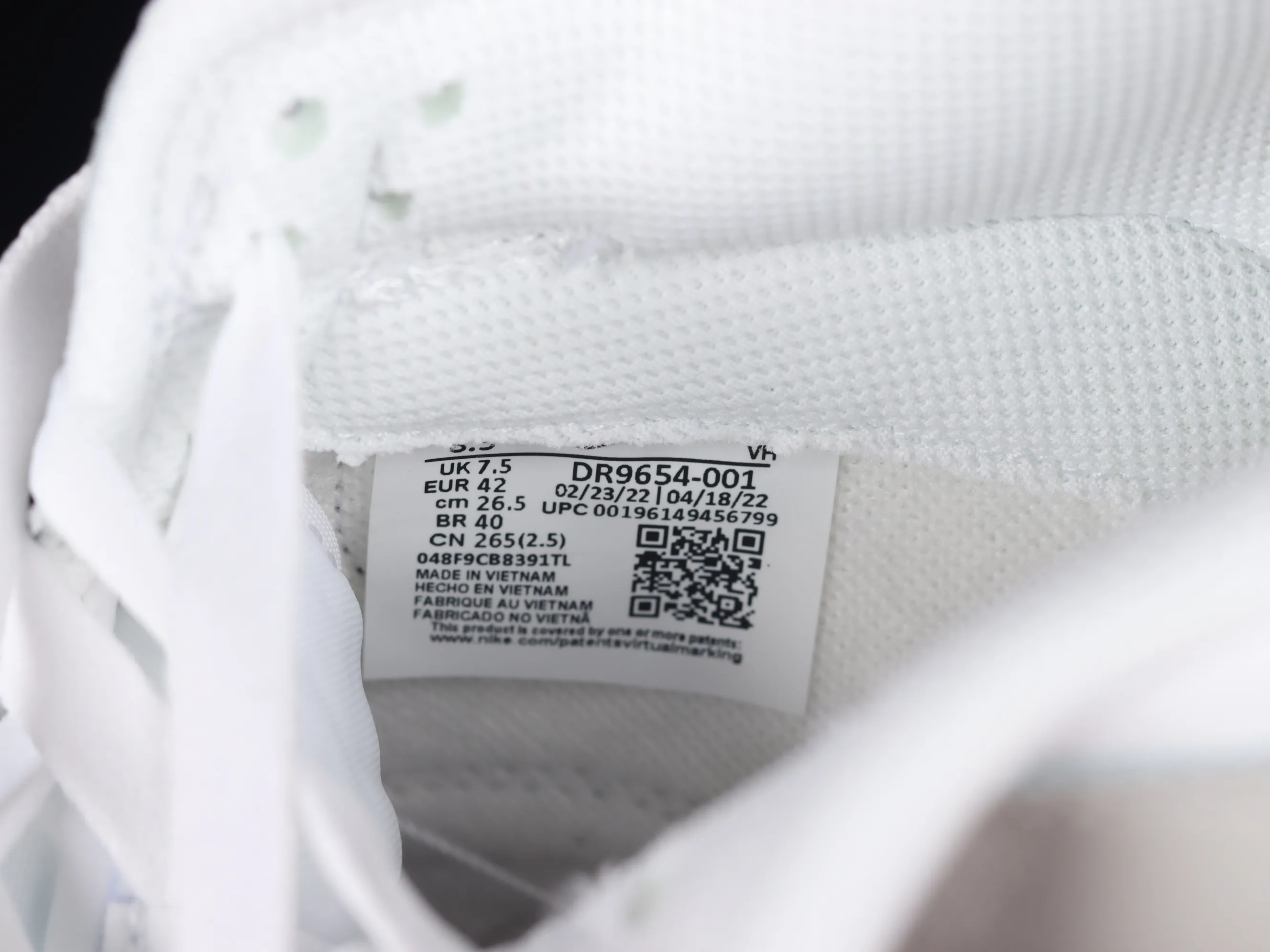 All categories Nk SB Dunk series Nk SB Dunk Low low-top sneakers M version pure original Nk Dunk SB Low gray white black scratch-off SB low-top sports casual sneakers DR9654-001